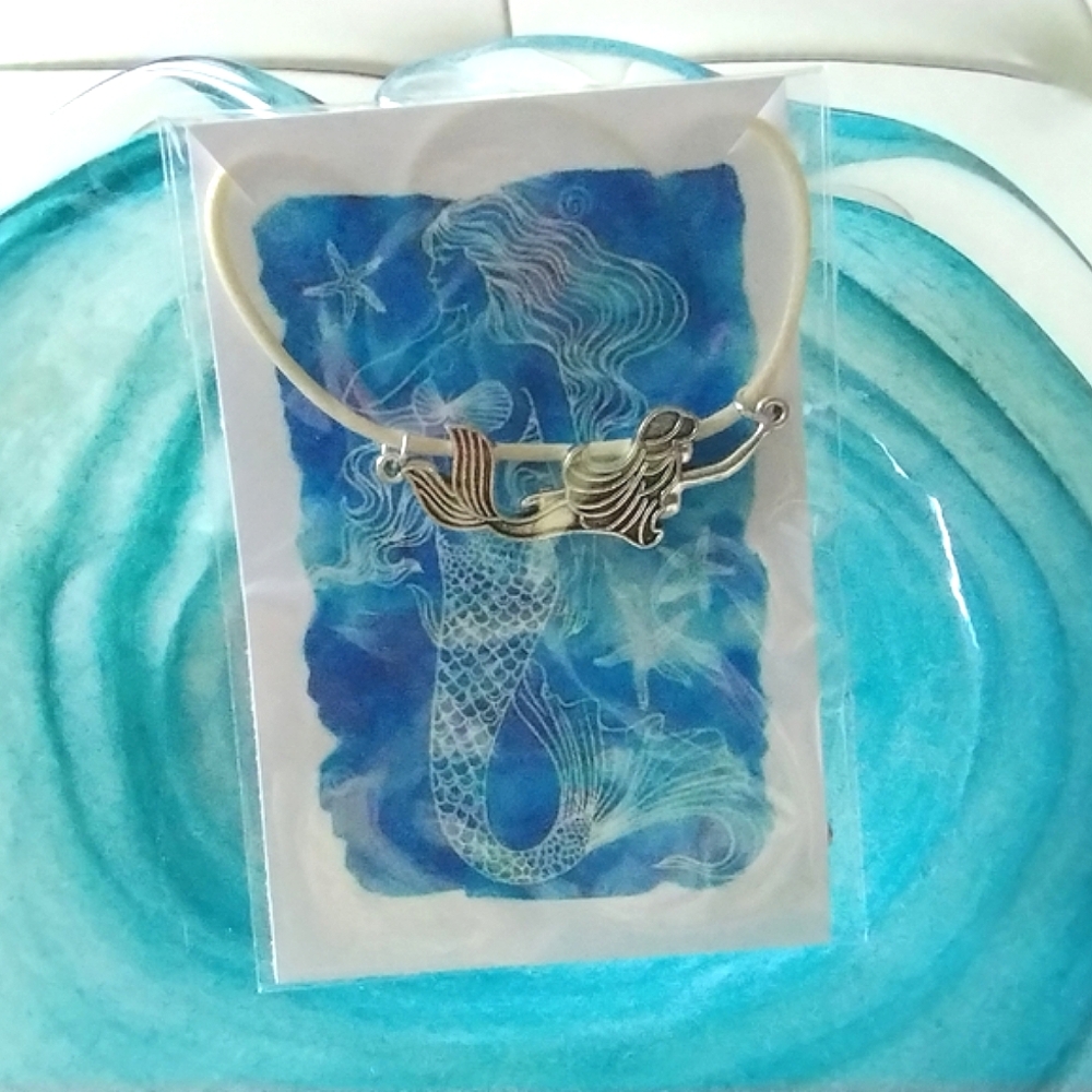 New in Package Mermaid Necklace